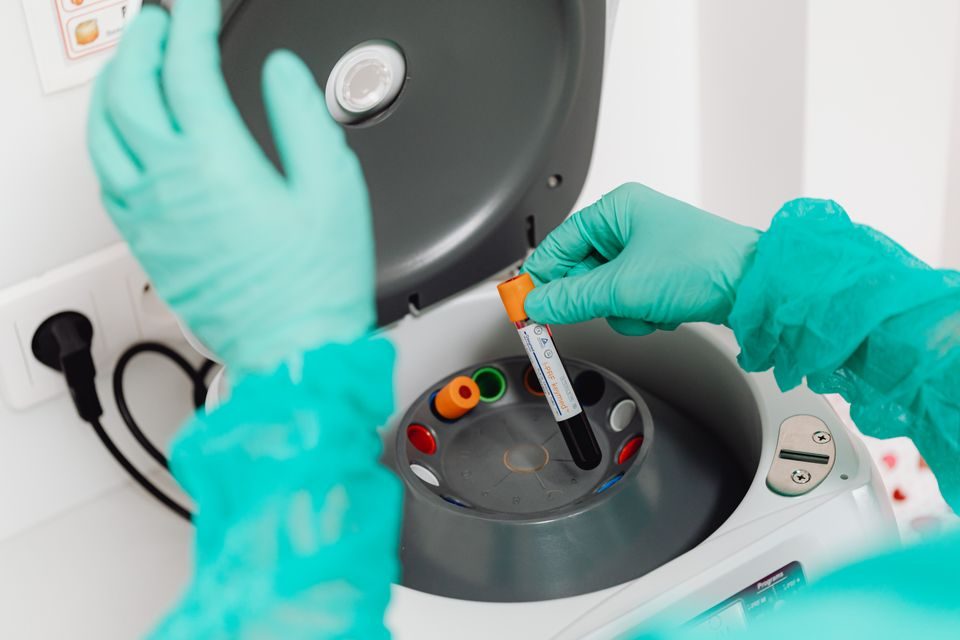 Laboratory analysis supporting hematology and oncology treatment